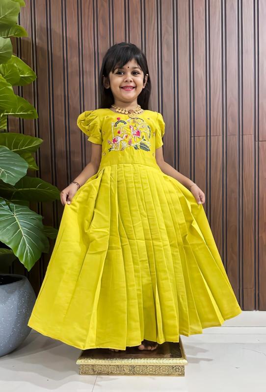 kids gown cotton silk Children wear manufacturers in Surat